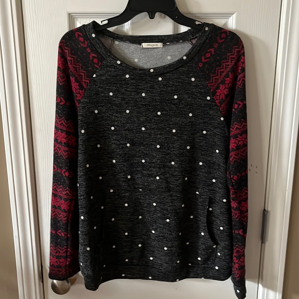 New Charcoal brick red snowflakes white polka dot crewneck sweatshirt Large